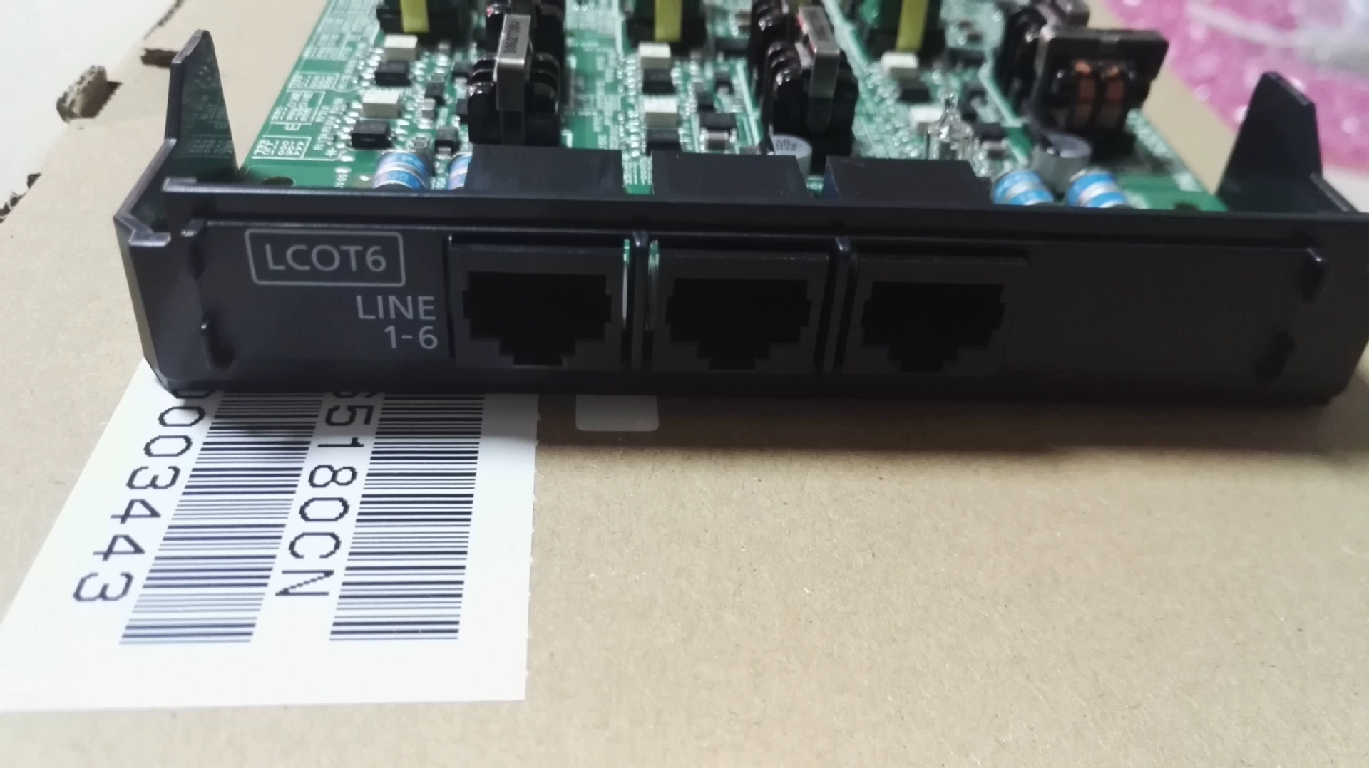 Телефонный KX-NS300 IP Group Телефонный коммутатор KX-NS5180CN 6-путный аналоговый реле