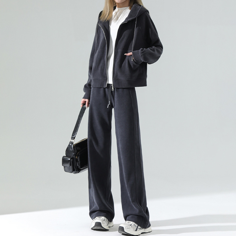 Chenille Casual Sports Suit for Women, Spring, Autumn and Winter 2026 New Style Wide-Leg Pants, Sweatshirt and Jacket Two-Piece Set Chenille Casual Sports Suit for Women, Spring, Autumn and Winter 2026 New Style Wide-Leg Pants, Sweatshirt and Jacket Two-Piece Set