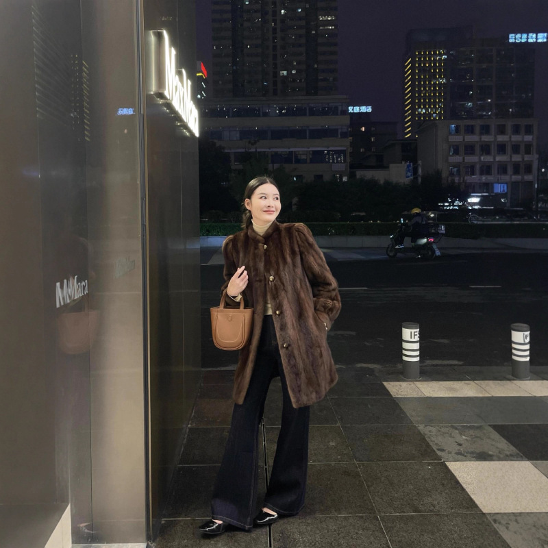 Winter New Retro Coffee Color Vintage Mink Eco-Friendly Faux Mink Fur Mid-Length Small Stand Collar Warm Fur Coat Winter New Retro Coffee Color Vintage Mink Eco-Friendly Faux Mink Fur Mid-Length Small Stand Collar Warm Fur Coat