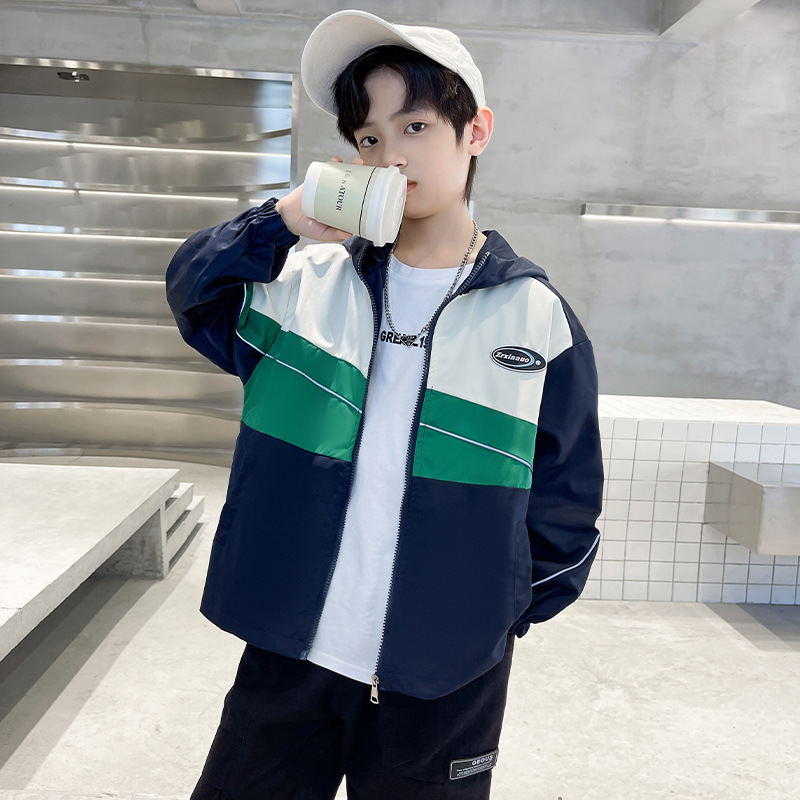 Chaqueta cortavientos para niños de primavera 2025 modelos de primavera y otoño versión coreana del nuevo estilo de los niños chinos y medianos