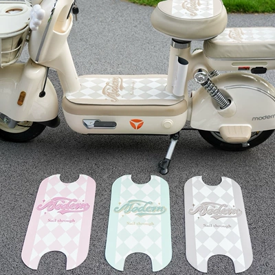 Electric vehicle foot mat: and Dirt-Resistant Leather Foot Pads Retro