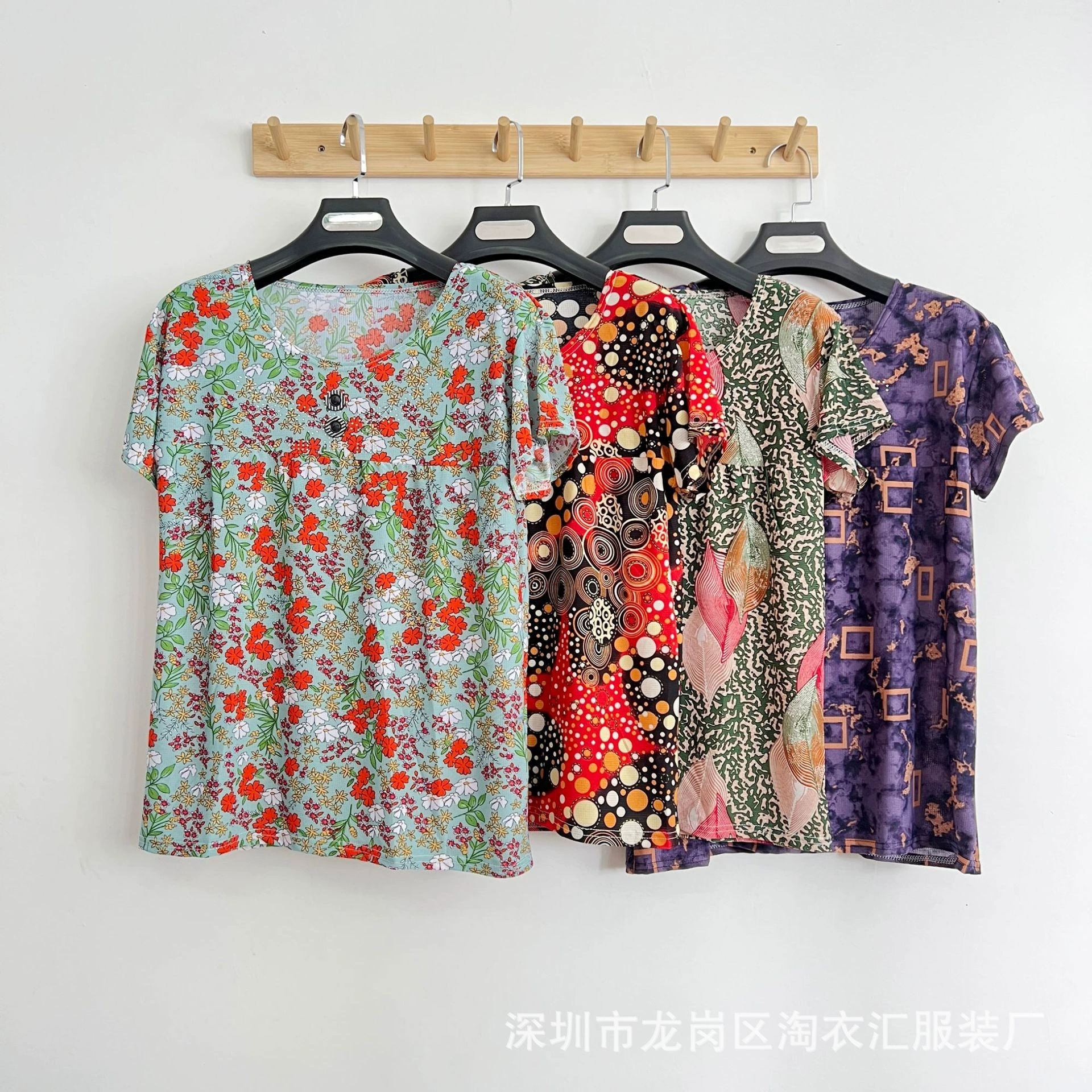 Весна, лето, осень, средняя и пожилая мама одежда женская одежда с короткими рукавами плюс толстый размер, свободная бабушка шелковый топ