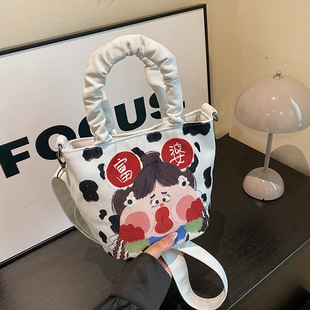 �ɐ�С����������Ů2024�¿�r�и�ֳ���б����������ˮͰ��