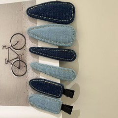 シンプルなデニムの車の線の水滴の形