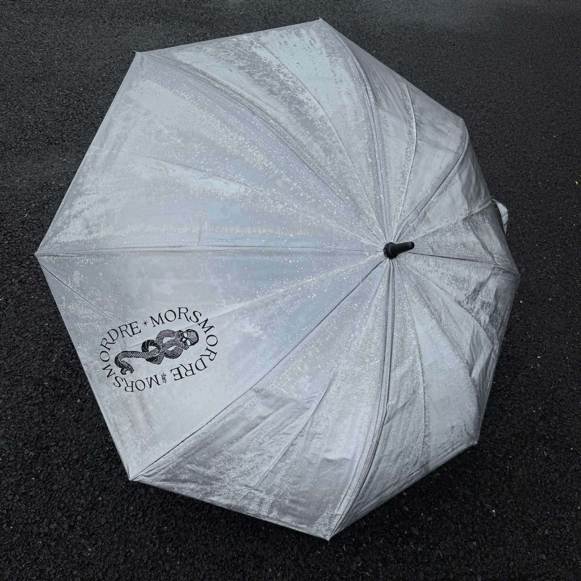 Flying Love Black Vinyl Nighttime Color-Changing Laser Umbrella Nighttime Reflective Umbrella Sun Protection Double-Layer Folding Color-Changing Large Size