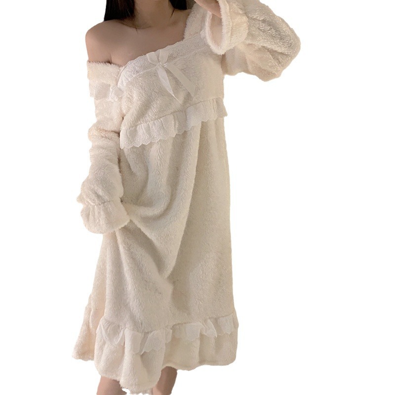 Otoño e Invierno camisón de franela vestido de longitud media de las mujeres avanzado pijamas de encaje sexy dulce terciopelo coral princesa homewear