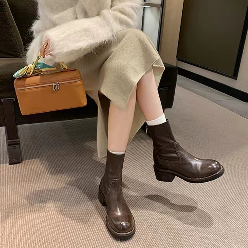 Botas estilo Martin para otoño e invierno, tacón grueso retro, cremallera trasera, 6 cm, botines cortos de piel de caballo texturizada lavada para mujer.