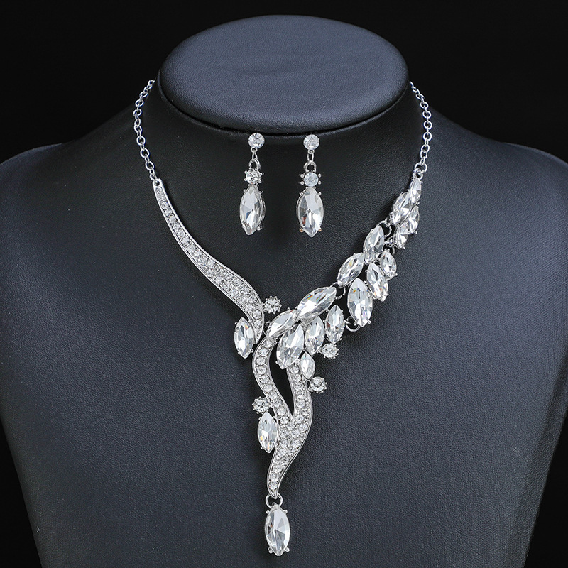 European and American Necklaces and Earrings Two-Piece Set Bridal Wedding Accessories Retro High-End Design New Foreign Trade Jewelry Cross-Border
