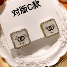 �n�����sС���L����³����Ը߼���C����hinsС���OӋ�����̶��