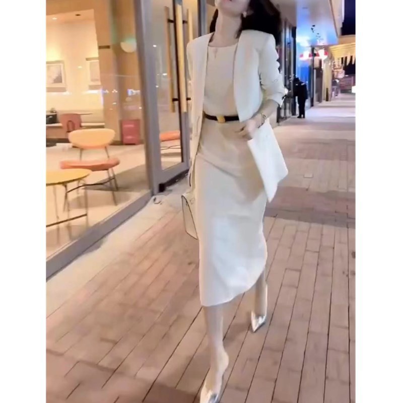 2479大爱美依缘2025新款时尚OL套装裙西装外套+连衣裙两件套女装
