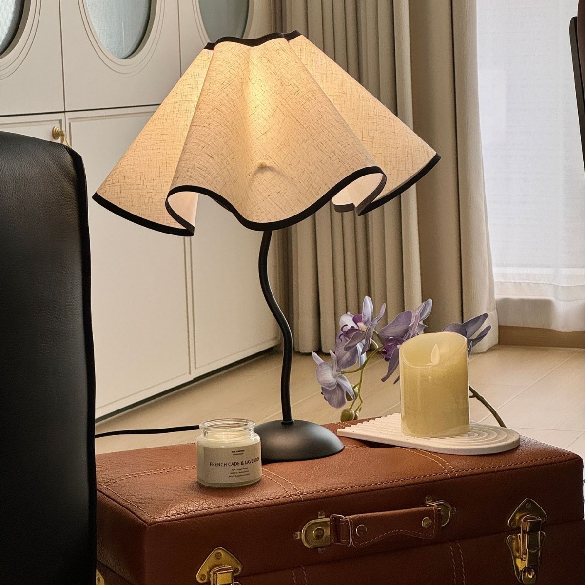 Instagram-worthy modern minimalist table lamp, bedside light with a petal-shaped umbrella, S-shaped iron frame&mdash;perfect for creating a cozy bedroom ambiance in guesthouses or model rooms.