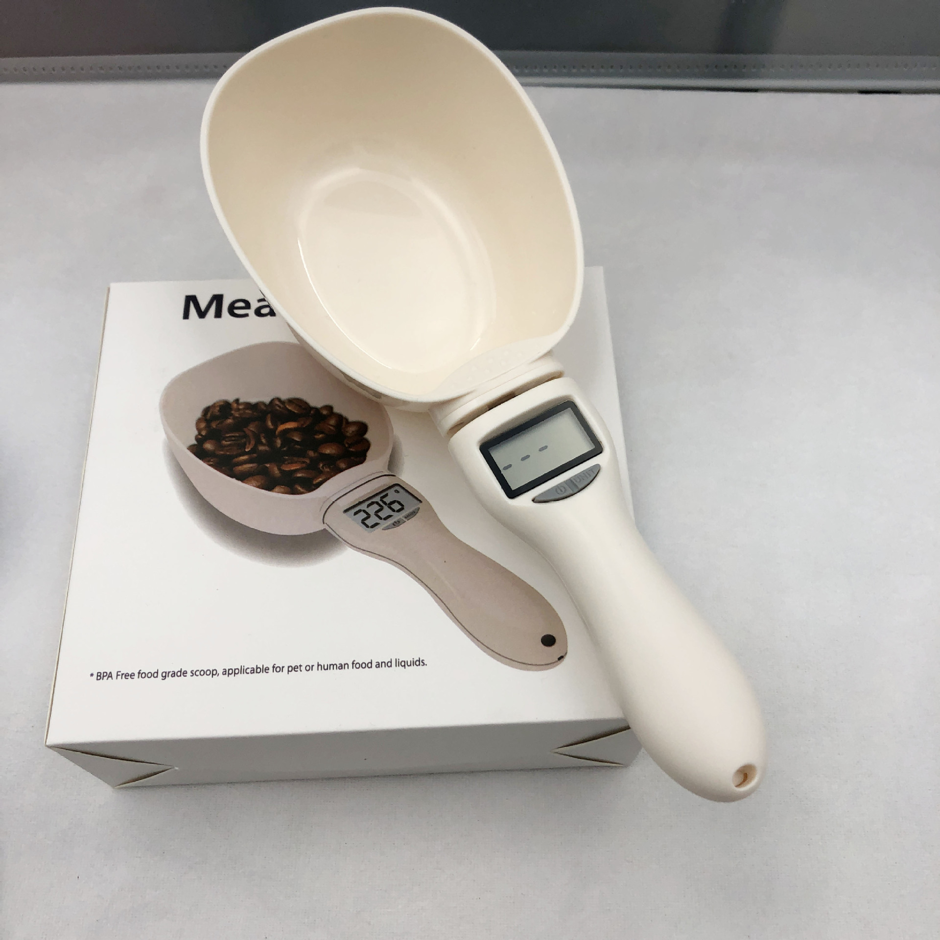 Household Pet Food Scale Large Spoon Weighing Scale with Detachable Spoon Pet Nutritional Scale Handheld Pet Food Scale Digital Scale