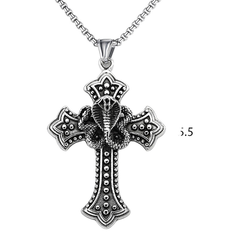 Joyería transfronteriza europea y americana de hip hop en forma de cruz tallada Cobra colgante collar retro nicho collar de todo fósforo al por mayor