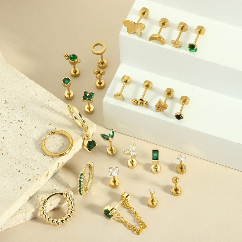 Labret piercing jewelry detail image