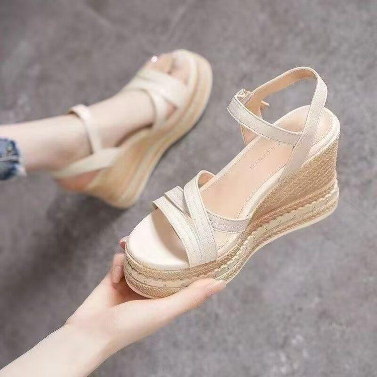 2026 New Summer Women's Wedge Platform Waterproof Simple Platform High-Heeled Versatile Sandals for Daily Casual Comfort