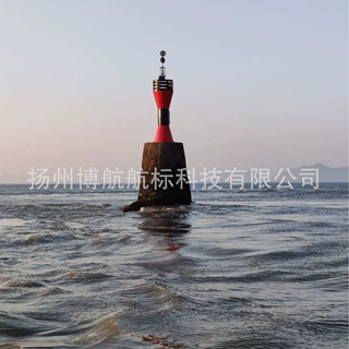 5.5米玻璃钢孤立危险标 5.5米红黑相间玻璃钢灯桩孤立危险标