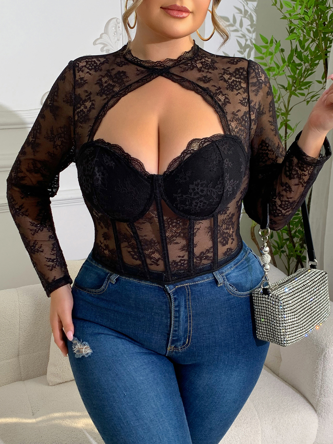 Nuevo estilo europeo y americano gordo mm chica caliente encaje delgado malla costura encaje sexy hueco perspectiva hueso de pescado anillo de acero top