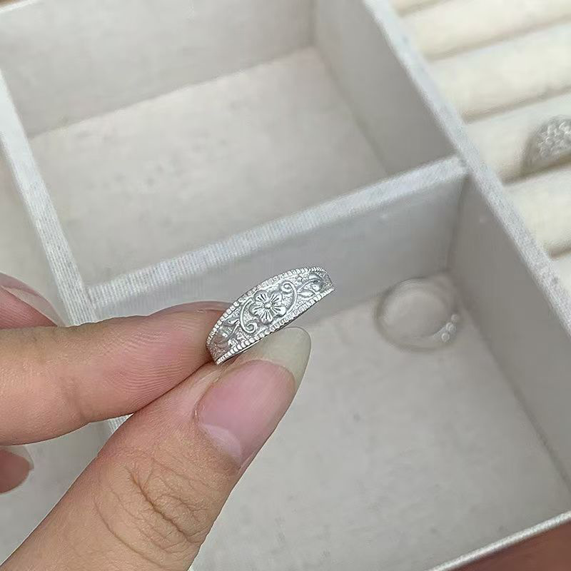 新中式复古梅花戒指女小众独特设计民族风开口可调节花纹浮雕指环|undefined