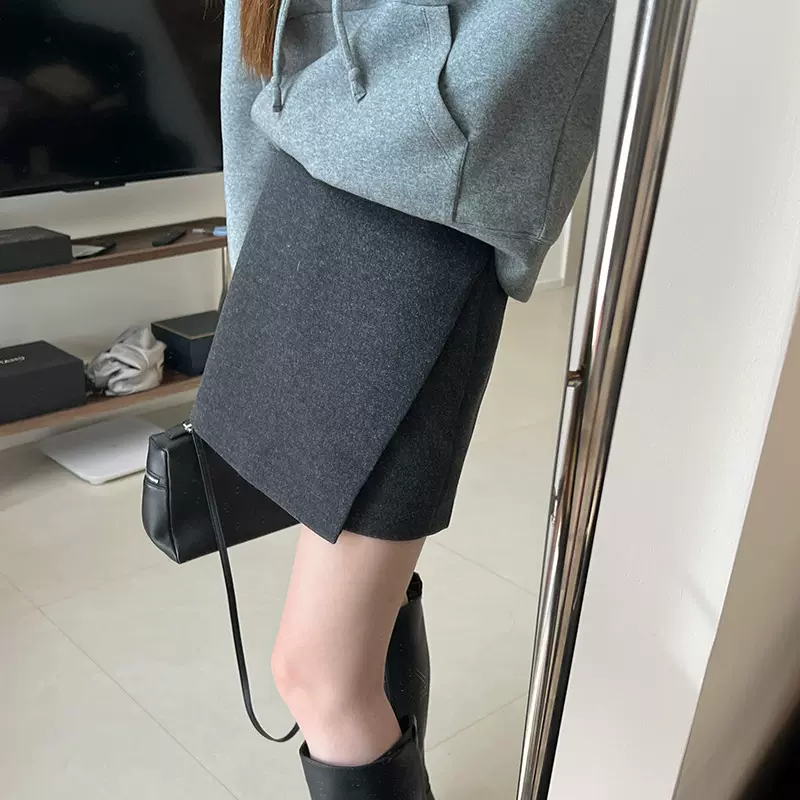 灰色毛呢半身裙裤女秋冬新款设计感高腰防走光气质百搭A字短裤