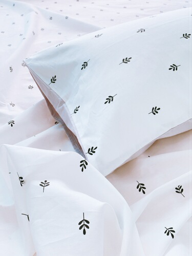 5YA1 wholesale girl fresh white small floral cute cotton twill single piece bed sheet plain pure cotton quilt cover
