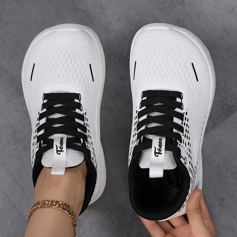 Cross-Border Large Size Women's Wide-Toe Sports Shoes Thick-Soled Wide-Last Casual Running Shoes Breathable and Comfortable Barefoot Travel Shoes Cross-Border Large Size Women's Wide-Toe Sports Shoes Thick-Soled Wide-Last Casual Running Shoes Breathable and Comfortable Barefoot Travel Shoes