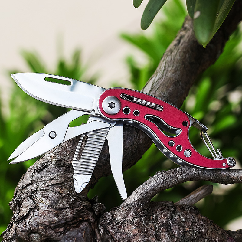 现货露营便携组合工具多功能折叠小刀户外迷你随身钥匙挂扣开瓶器