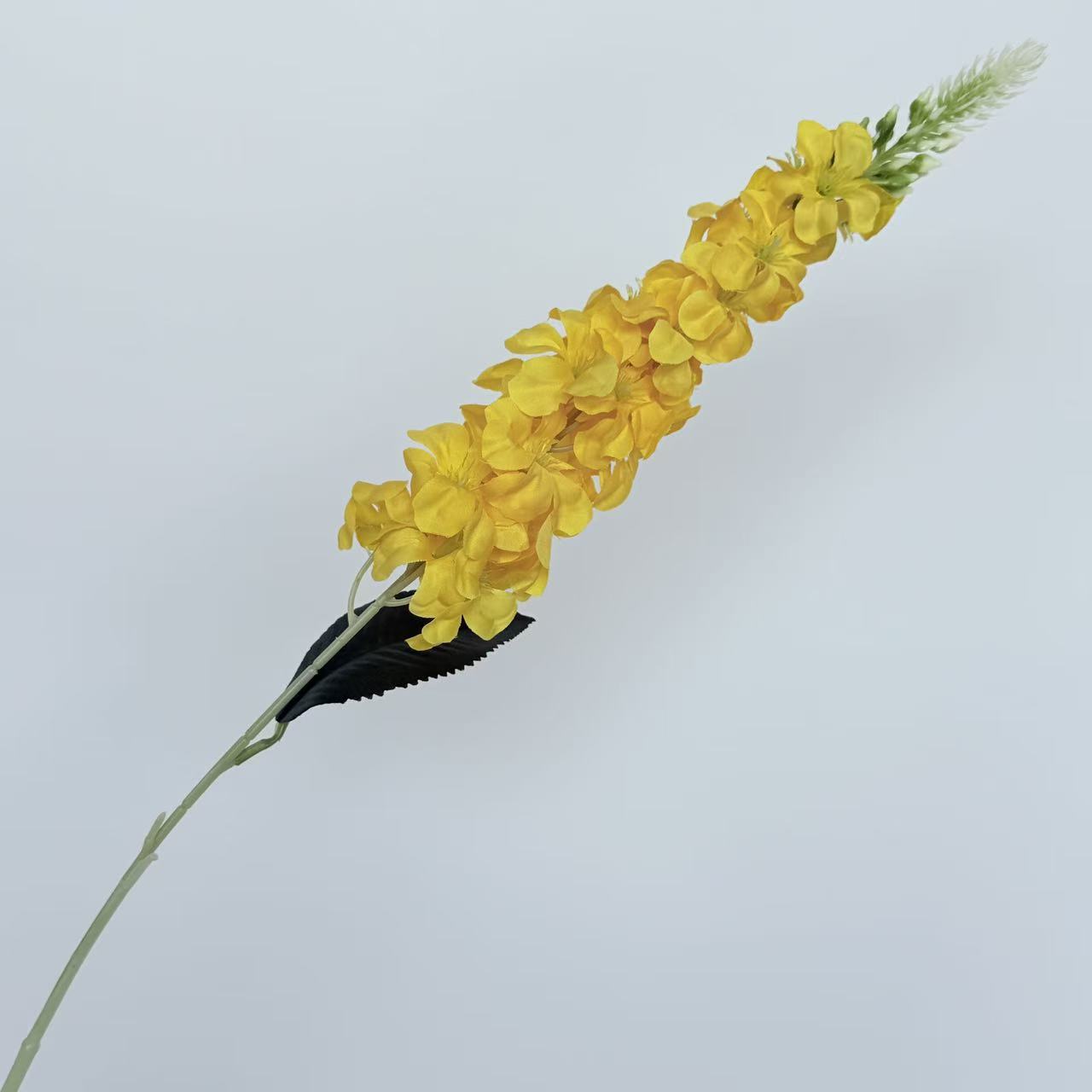 노란색