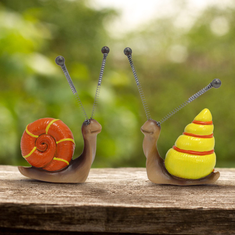 Outdoor garden courtyard simulation animal snail decoration resin crafts garden sculpture landscape model now