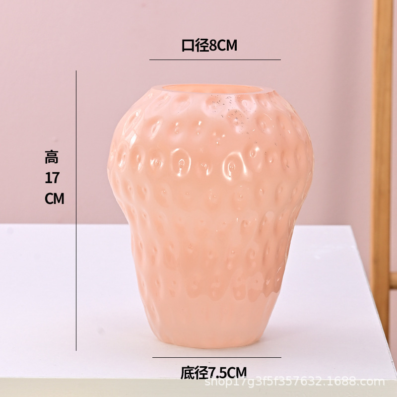 작은 딸기 가루 옥