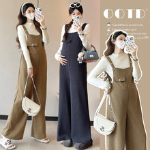 孕妇套装春秋2025新款韩版宽松减龄卡其色工装背带裤上衣两件套女