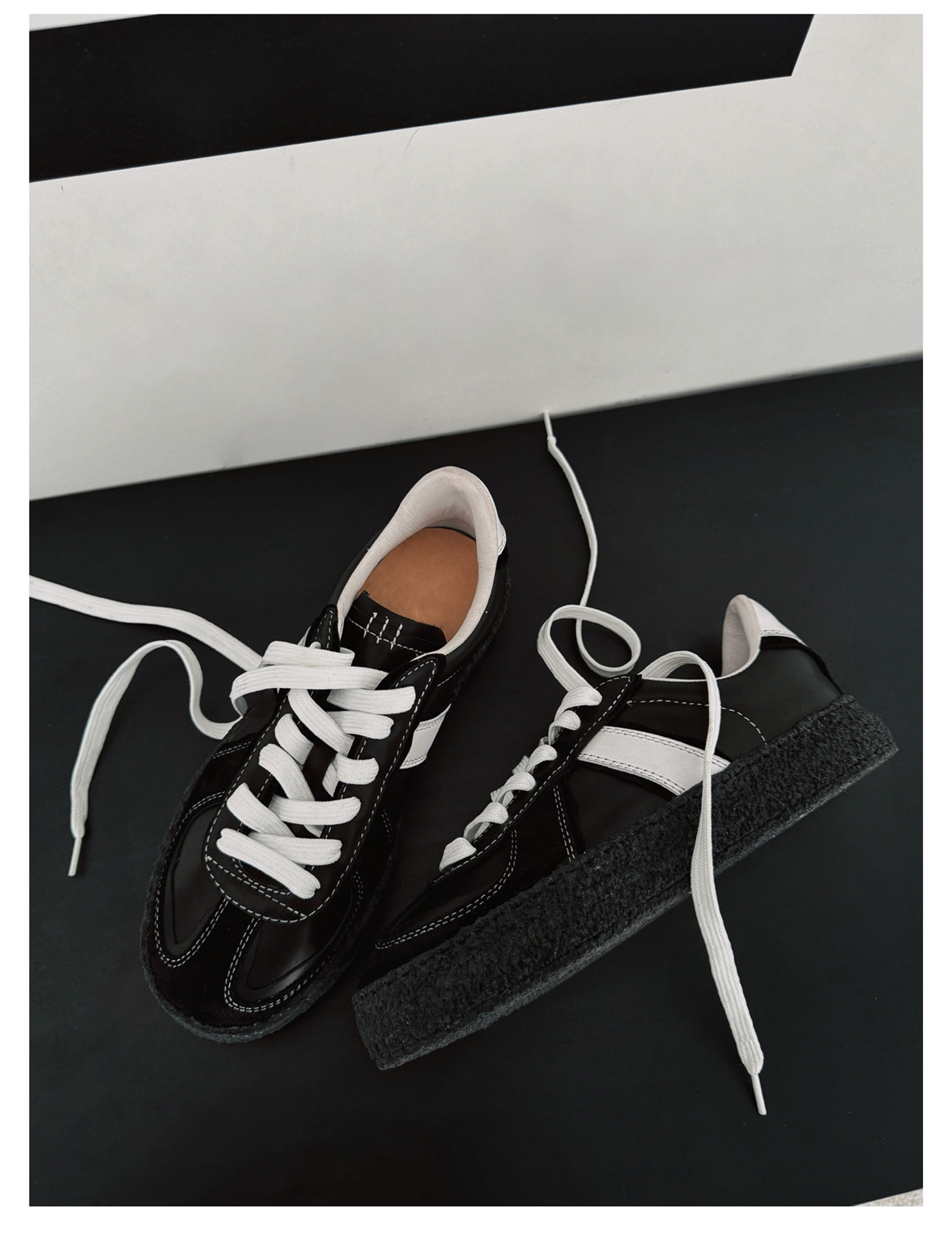 Nischen-Trainingsschuhe aus schwarzem Leder für Damen, Sport- und Freizeitschuhe mit runder Spitze und dicker Sohle,_voghion.com