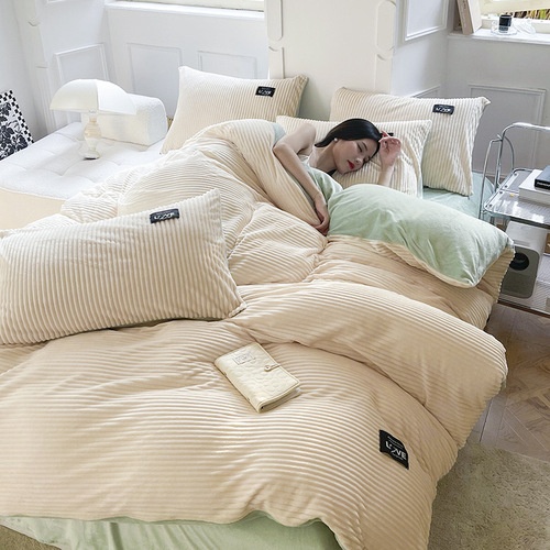 Flannel Four-Piece Set Winter Milk Velvet Coral Velvet Double-Sided Quilted Comforter with Magic Crystal Velvet Bed Sheet Three-Piece Set