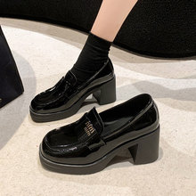 ��ȹ�Ӹ߸�Ь�Ӛ��|�r��СƤЬŮ2026���＾�¿ʽ��Ƥ�ָ���Ь