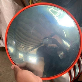 安全凸面镜;交通警示灯;示警桩