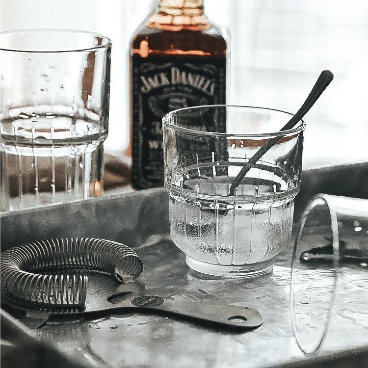 Libby Taza de agua de vidrio apilada gruesa vertical Café con leche Taza de bebida fría Cerveza Whisky Taza de vino al por mayor