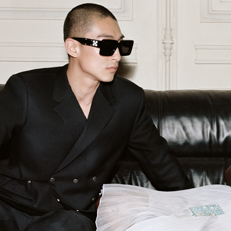 Nueva caja retro gafas de sol huecas transfronterizas ins cyberpunk gafas de sol de marca de moda suministro directo de fábrica