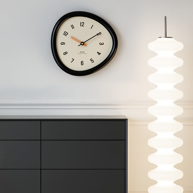 wozoom屋准モダンミニマリスト壁掛け時計2026年新作リビングルームアートクリエイティブレストラン時計装飾壁飾り