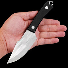 戸外果物ナイフは手で携帯キャンプを鍛えて肉を切ってステンレスの多機能手で肉の鋭利なナイフを屠殺する