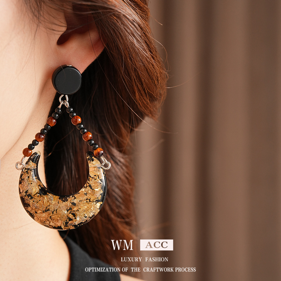 Medieval vintage resina de lámina de oro media luna pendientes de diseño pendientes de nicho temperamento retro de alta calidad pendientes
