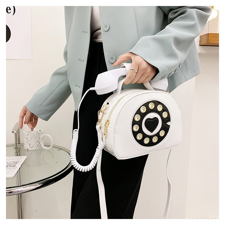 504g Weight Polyester Lining Material Zipper Closure Type Single Shoulder Strap Strap Type Circle Bag Bags Type Pu Leather Material Solid Color Pattern Vintage Style Style Round Shape Rose Red, White, Pink, Purple, Red, Yellow, Black Color Medium Size Medium Pu Leather Vintage Style Circle Bag 52