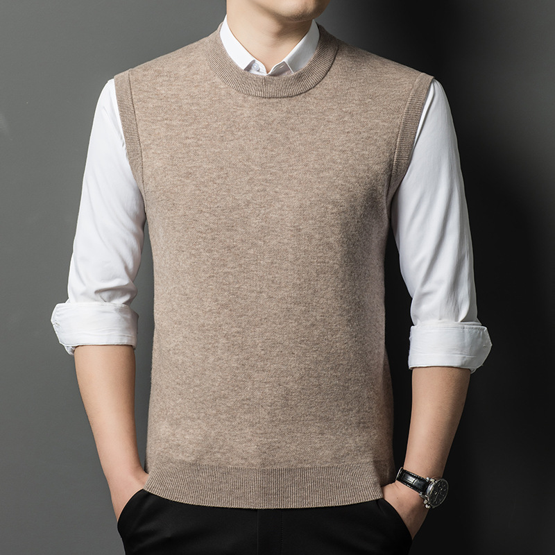 Men's woolen demi-season vest with a round collar