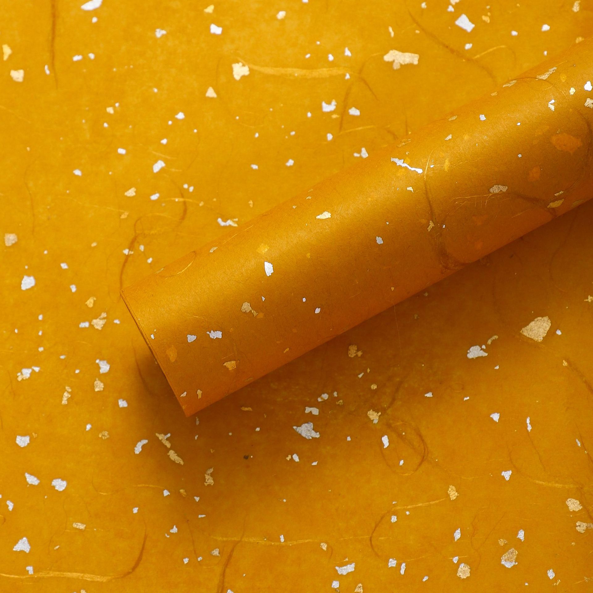 Siete colores, sueños, puntos de oro y plata, flores, flores, papel, ramo, caja de regalo, bricolaje hecho a mano, material de embalaje floral