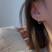 s925纯银耳环极简设计小众设计精致小巧个性耳扣气质耳圈冷淡风