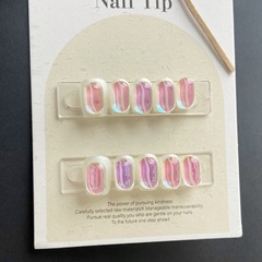 夏新款極光冰塊炫彩爆閃百搭簡約唯美顯白純手工穿戴甲光療甲批發