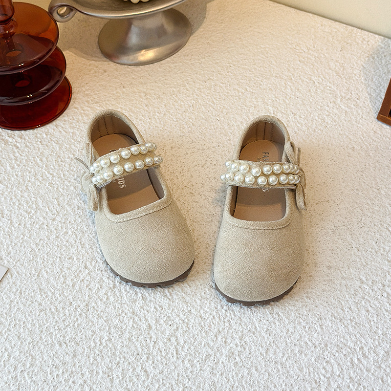 Zapatos de cuero de perlas de niñas 2025 primavera y otoño nuevos bebés femeninos con suela suave zapatos princesa marizhen zapatos de moda para niños image 3