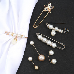 Anti-Exposure Buckle Brooch Trouser Waist Modification Small Artifact Pearl Small Pin Women's Fixed Clothing Decoration Neckline Accessories Waist Tightening