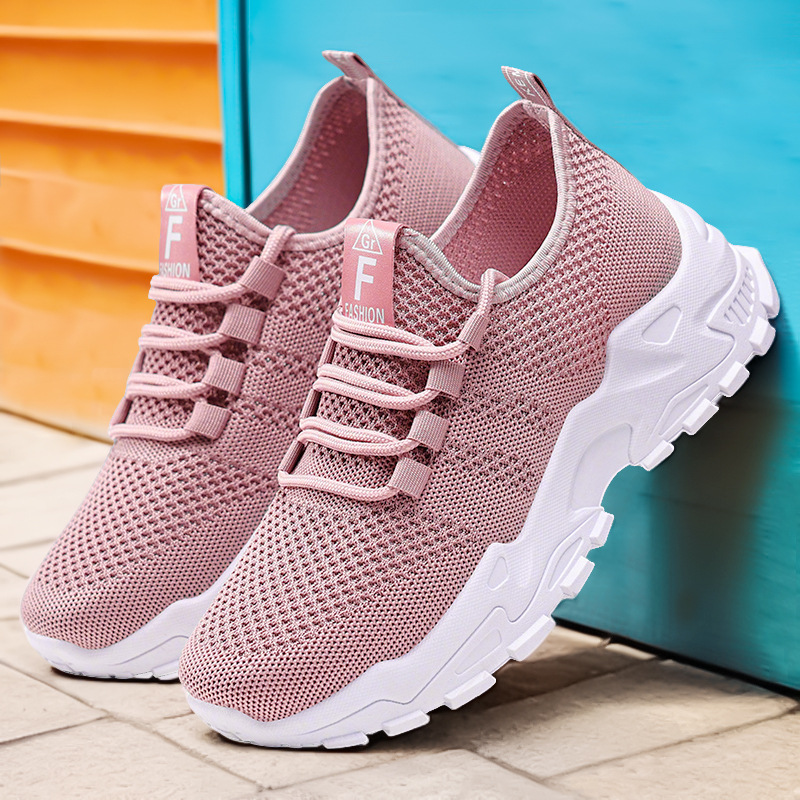 Zapatos de mujer, modelos versátiles de primavera, zapatillas deportivas de talla grande, zapatos de malla transpirable, zapatos ligeros y cómodos con suela gruesa, zapatos sencillos
