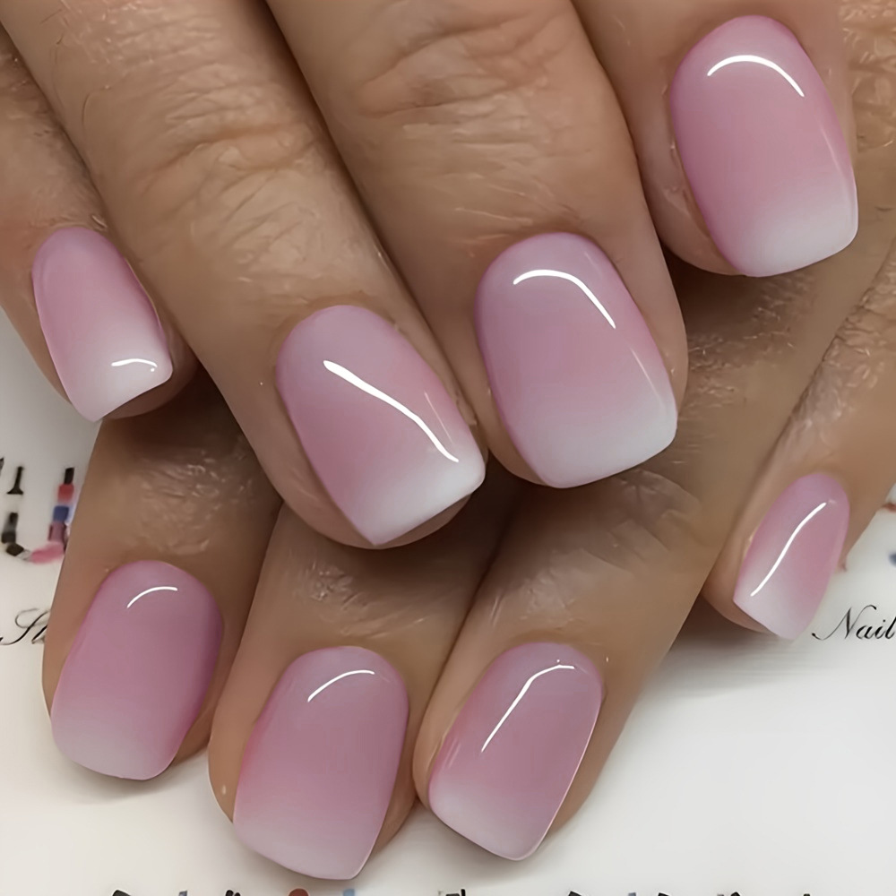 Comercio extranjero mejor vendido polvo blanco gradiente de manicure francés aire suave desgaste de uñas 24 piezas de parche de uñas image 1