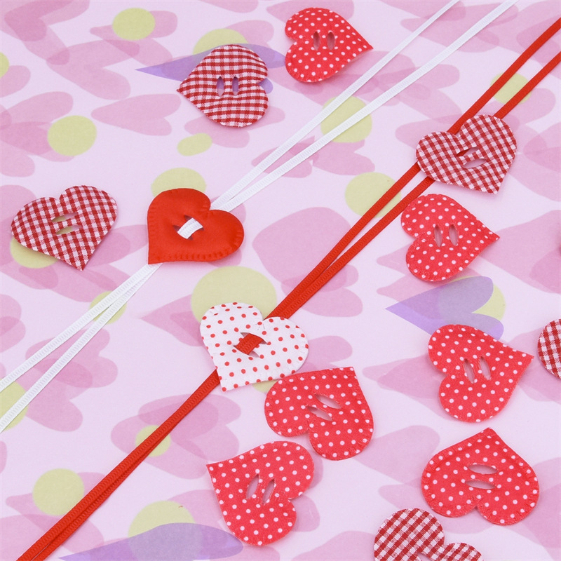 Nuevos productos transfronterizos adornos de corazón de melocotón cuadrícula amor accesorios hechos a mano DIY material de decoración creativo colgante de San Valentín