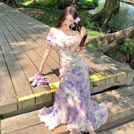 性感小女人复古韵味紫色印花连衣裙女夏季新款修身型图片色定位花